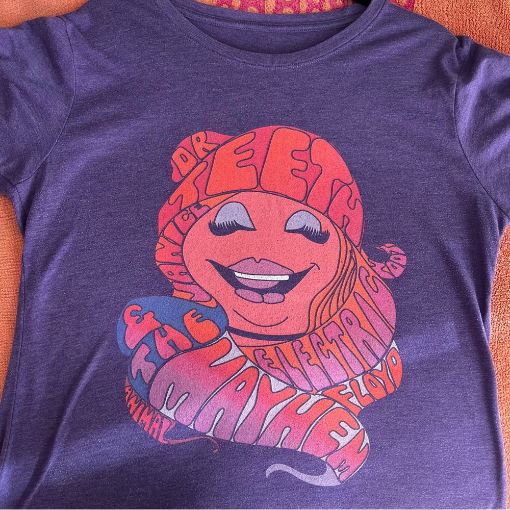 Muppets: Dr Teeth & The Electric Mayhem ft: Janice purple t-shirt• Sz XL - Picture 6 of 6